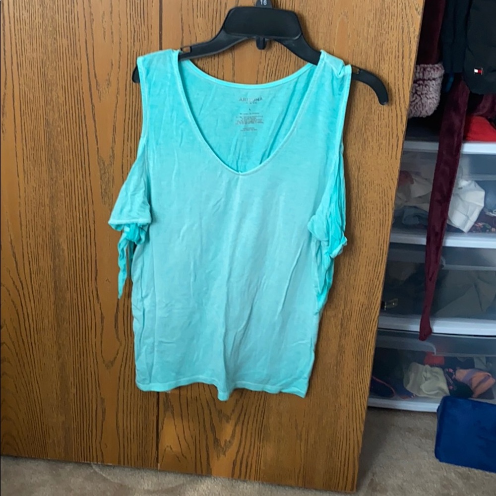 Short sleeve